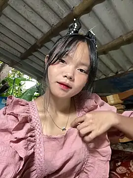 Snapshot of AdamLazis chatting on September 10, 2025, 12:20 am AdamLazis online show from September 10, 2025, 12:20 am