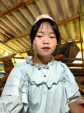 Snapshot of AdamLazis chatting on September 20, 2025, 12:04 am AdamLazis online show from September 20, 2025, 12:04 am