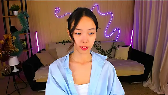 SoulHarmoonyy online show from November 11, 2025, 1:17 pm