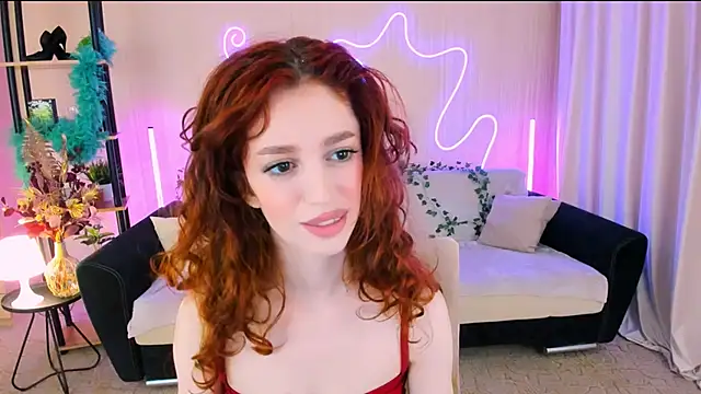 ChristinaConteeree online show from November 14, 2025, 4:21 pm