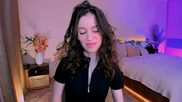 Snapshot of ChristinaConteeree chatting on September 26, 2025, 7:32 pm ChristinaConteeree online show from September 26, 2025, 7:32 pm