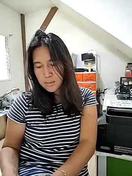 Snapshot of Romantic_Sabrina chatting on September 26, 2025, 11:33 pm Romantic Sabrina online show from September 26, 2025, 11:33 pm