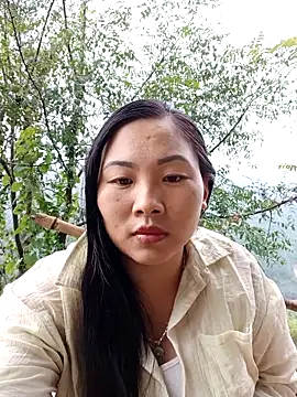 Love-Ly99 online show from October 1, 2025, 9:14 am