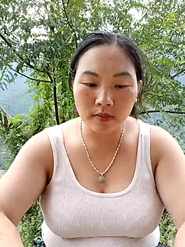 Love-Ly99 online show from September 19, 2025, 9:35 am