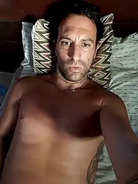 Snapshot of Parejitafeliz69 chatting on October 21, 2025, 8:36 am Parejitafeliz69 online show from October 21, 2025, 8:36 am