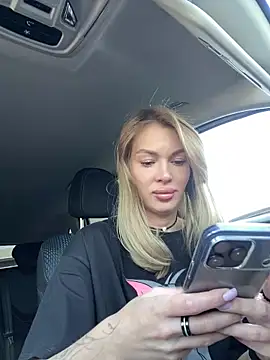 Snapshot of miss_veroNika chatting on June 3, 2026, 4:46 am miss veroNika online show from June 3, 2026, 4:46 am