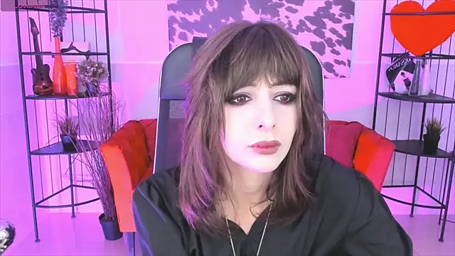 CrystallBloom online show from October 16, 2025, 1:58 am