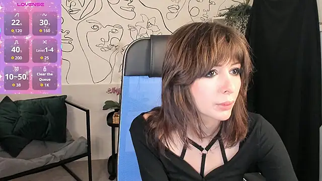 CrystallBloom online show from September 20, 2025, 1:21 am