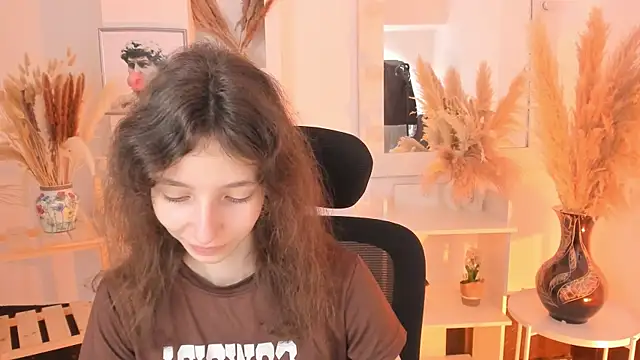 EmmanuellBrown online show from September 28, 2025, 4:19 am