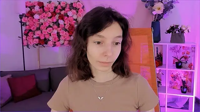 EmmanuellBrown online show from February 8, 2026, 4:10 am