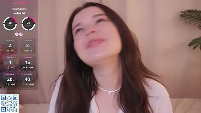 Snapshot of BlissHey chatting on October 23, 2025, 4:38 pm BlissHey online show from October 23, 2025, 4:38 pm