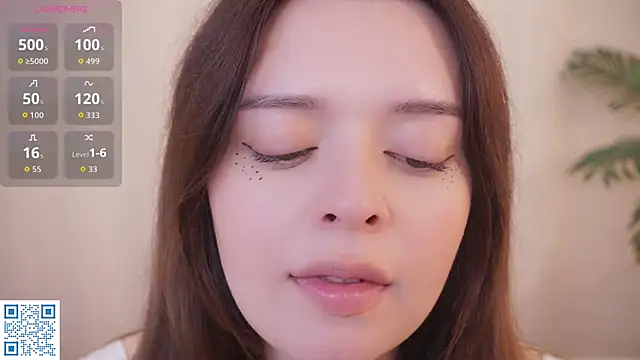 Snapshot of BlissHey chatting on October 7, 2025, 3:13 pm BlissHey online show from October 7, 2025, 3:13 pm