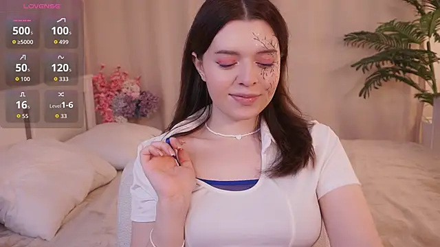 Snapshot of BlissHey chatting on October 27, 2025, 4:19 pm BlissHey online show from October 27, 2025, 4:19 pm