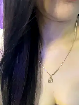 Snapshot of Mon_monbaby chatting on October 29, 2025, 6:40 pm Mon monbaby online show from October 29, 2025, 6:40 pm