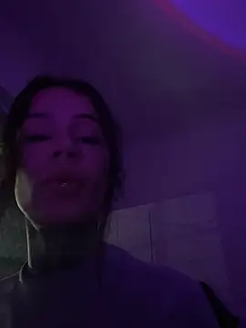 sereiaruiva99 online show from May 31, 2026, 2:39 am
