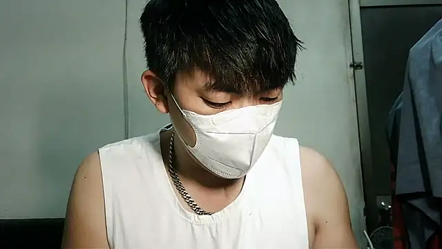 Snapshot of bigbb101011 chatting on October 24, 2025, 1:21 pm bigbb101011 online show from October 24, 2025, 1:21 pm