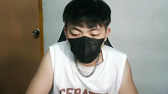 Snapshot of bigbb101011 chatting on September 30, 2025, 2:01 pm bigbb101011 online show from September 30, 2025, 2:01 pm