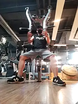 Snapshot of bigbb101011 chatting on October 5, 2025, 6:15 am bigbb101011 online show from October 5, 2025, 6:15 am