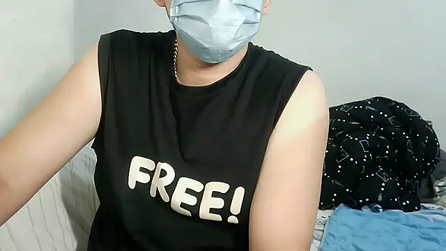 Snapshot of bigbb101011 chatting on September 25, 2025, 4:18 am bigbb101011 online show from September 25, 2025, 4:18 am