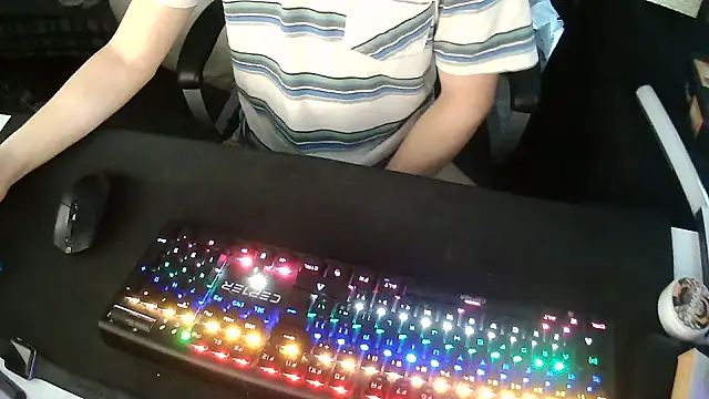 Snapshot of solooboy18 chatting on September 30, 2025, 9:15 am solooboy18 online show from September 30, 2025, 9:15 am