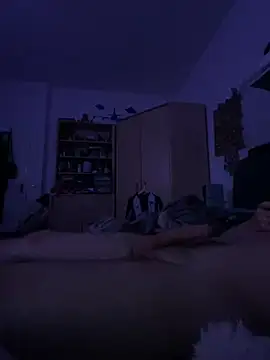 xmilolivex online show from November 22, 2025, 6:23 am