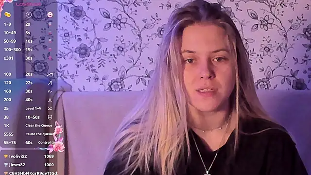 AngelAnty online show from December 19, 2025, 2:19 pm