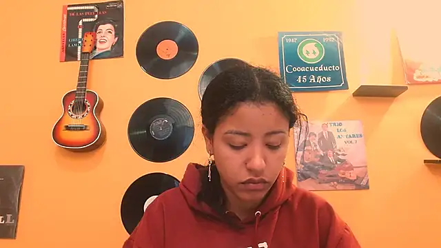 Snapshot of meisevil77 chatting on November 10, 2025, 3:22 am meisevil77 online show from November 10, 2025, 3:22 am