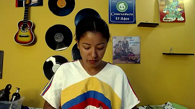 Snapshot of meisevil77 chatting on February 26, 2026, 2:44 am meisevil77 online show from February 26, 2026, 2:44 am