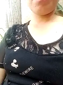 Snapshot of cicnci chatting on October 11, 2025, 5:41 am cicnci online show from October 11, 2025, 5:41 am