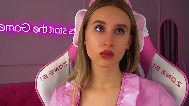 VictoriaHopsons online show from November 29, 2025, 6:46 am