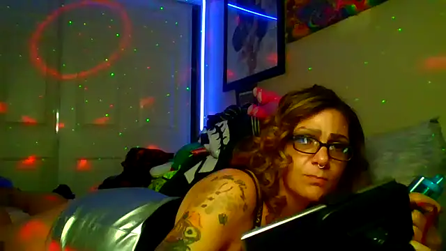 SparklesB1tch online show from November 29, 2025, 6:52 pm