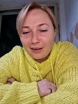 Snapshot of Xseniy chatting on October 9, 2025, 9:04 pm Xseniy online show from October 9, 2025, 9:04 pm