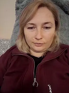 Snapshot of Xseniy chatting on October 18, 2025, 12:29 pm Xseniy online show from October 18, 2025, 12:29 pm