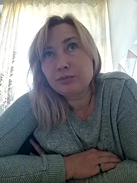 Snapshot of Xseniy chatting on October 20, 2025, 6:59 am Xseniy online show from October 20, 2025, 6:59 am