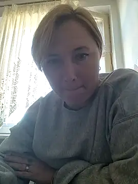 Snapshot of Xseniy chatting on October 26, 2025, 9:53 am Xseniy online show from October 26, 2025, 9:53 am