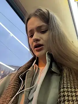 Snapshot of KittyQueeny chatting on October 29, 2025, 2:16 pm KittyQueeny online show from October 29, 2025, 2:16 pm