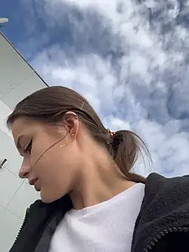 Snapshot of KittyQueeny chatting on September 27, 2025, 8:09 am KittyQueeny online show from September 27, 2025, 8:09 am