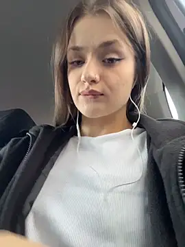 Snapshot of KittyQueeny chatting on October 13, 2025, 2:18 pm KittyQueeny online show from October 13, 2025, 2:18 pm