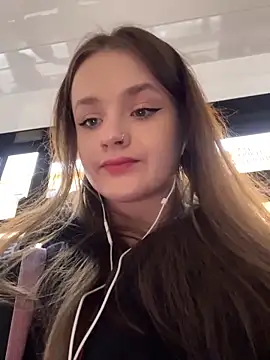 Snapshot of KittyQueeny chatting on September 30, 2025, 2:12 pm KittyQueeny online show from September 30, 2025, 2:12 pm