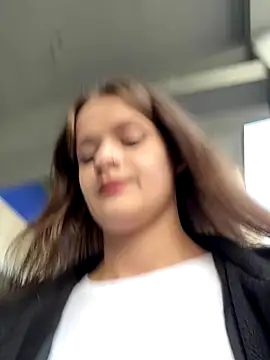 Snapshot of KittyQueeny chatting on September 21, 2025, 2:11 pm KittyQueeny online show from September 21, 2025, 2:11 pm