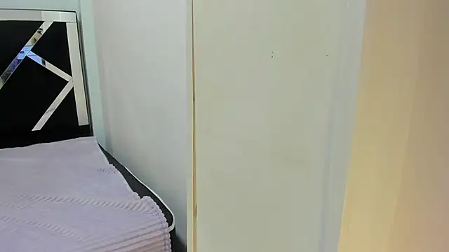 Snapshot of iisabella_noa chatting on September 27, 2025, 1:06 pm iisabella noa online show from September 27, 2025, 1:06 pm