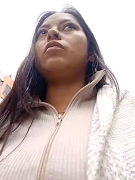 Snapshot of LunaHot_777 chatting on September 18, 2025, 7:17 pm LunaHot 777 online show from September 18, 2025, 7:17 pm