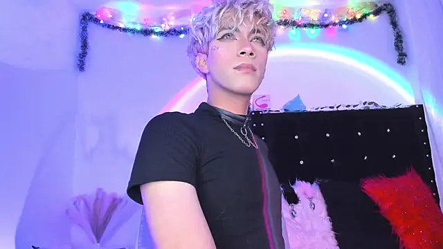 Cooperrosscute233 online show from December 3, 2025, 1:39 am