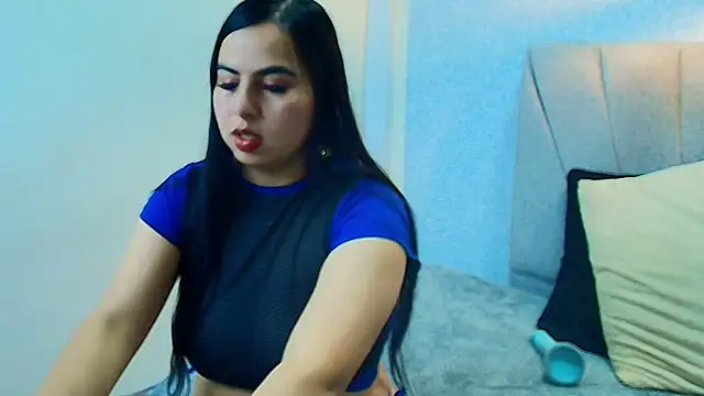 Snapshot of Aly_Smith_ chatting on October 1, 2025, 12:09 pm Aly Smith  online show from October 1, 2025, 12:09 pm