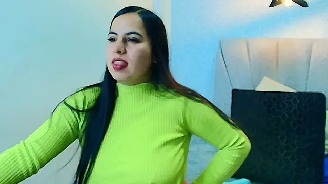 Snapshot of Aly_Smith_ chatting on September 29, 2025, 11:49 am Aly Smith  online show from September 29, 2025, 11:49 am