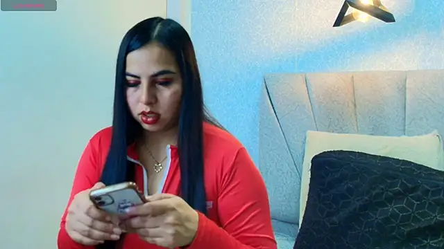 Snapshot of Aly_Smith_ chatting on October 7, 2025, 11:33 am Aly Smith  online show from October 7, 2025, 11:33 am