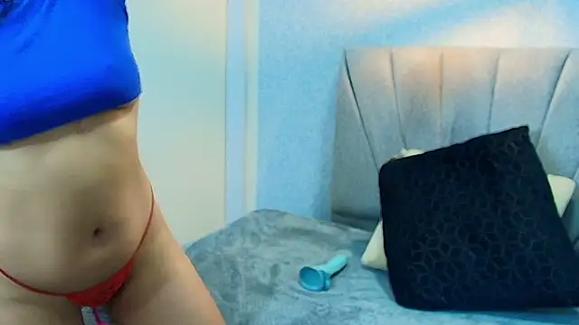 Snapshot of Aly_Smith_ chatting on September 28, 2025, 12:01 pm Aly Smith  online show from September 28, 2025, 12:01 pm