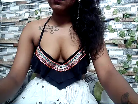 HOT AARVI11 online show from October 14, 2025, 3:56 pm