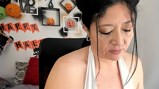 Snapshot of tatiana_sofiaa chatting on October 30, 2025, 1:31 pm tatiana sofiaa online show from October 30, 2025, 1:31 pm