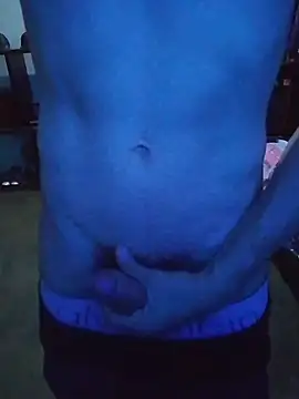 Snapshot of elinnki chatting on December 16, 2025, 6:34 pm elinnki online show from December 16, 2025, 6:34 pm